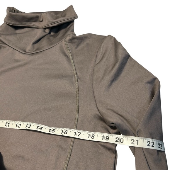 Under Armour Meridian Funnel Neck Long Sleeve Thermal Layer Sz Lrg - Picture 7 of 9